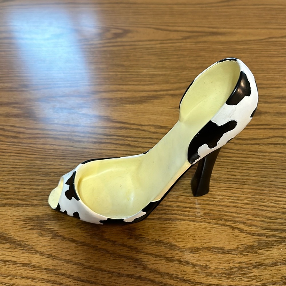 Wine bottle holder